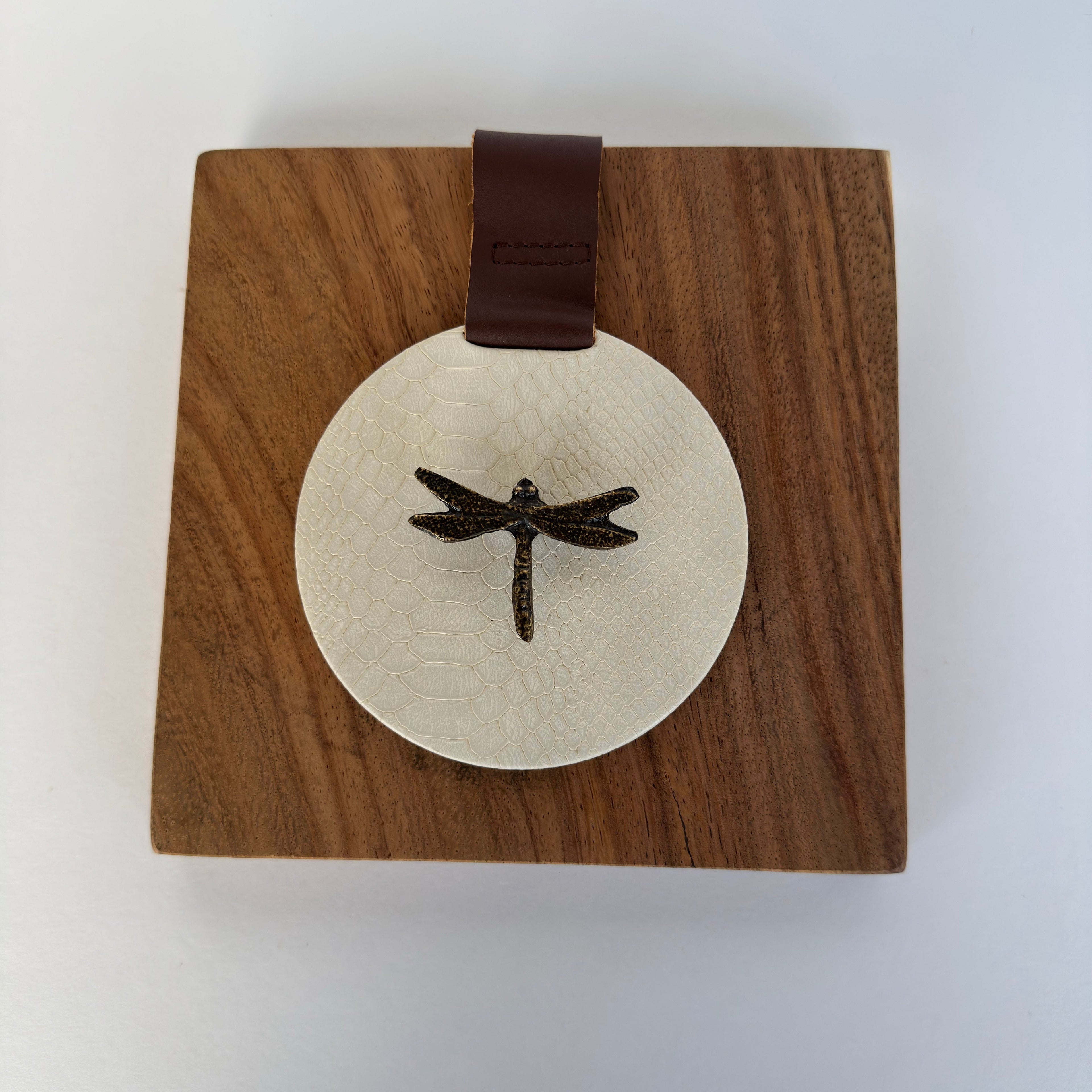 Servilletero Raccolto Drilo Crema con herraje Libélula