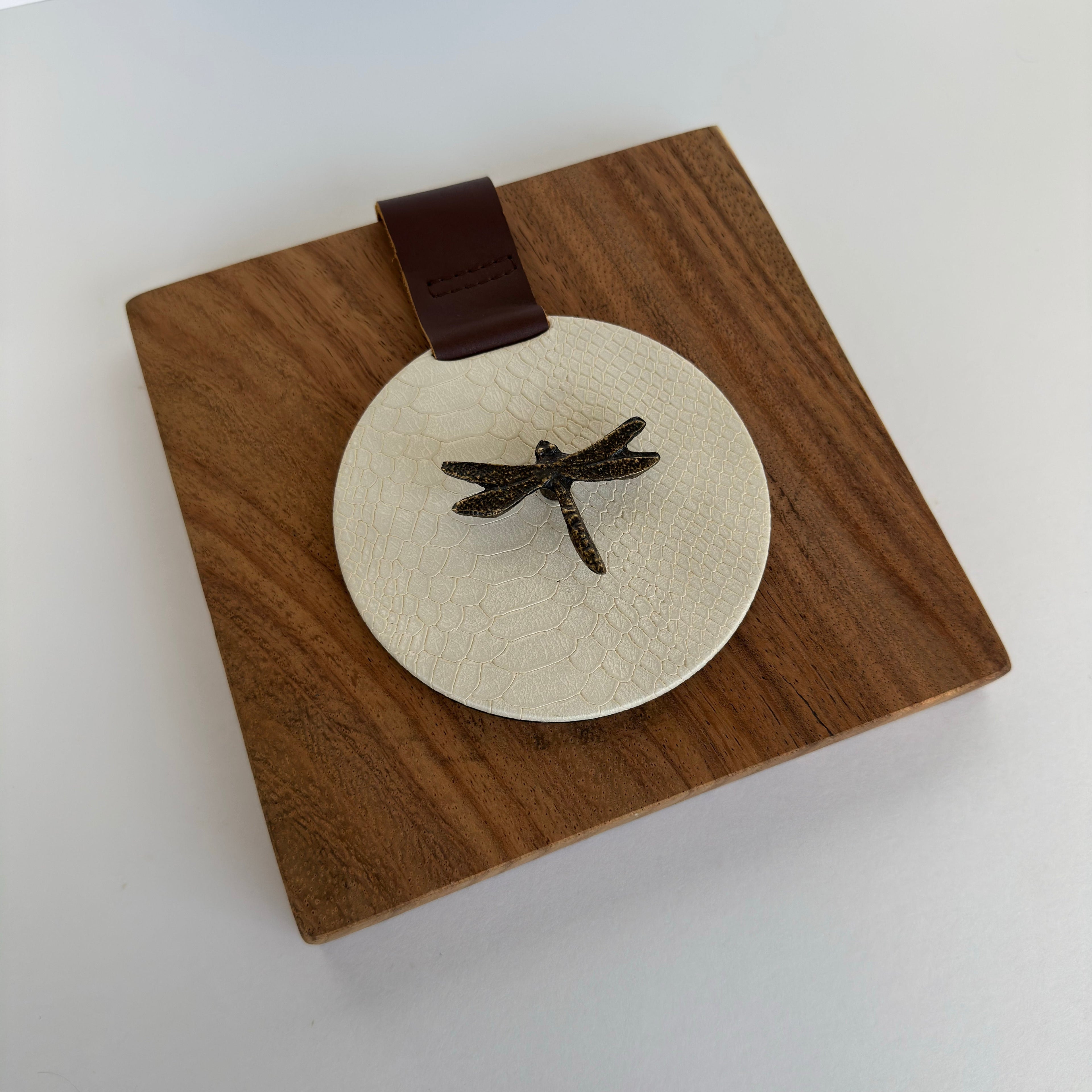 Servilletero Raccolto Drilo Crema con herraje Libélula