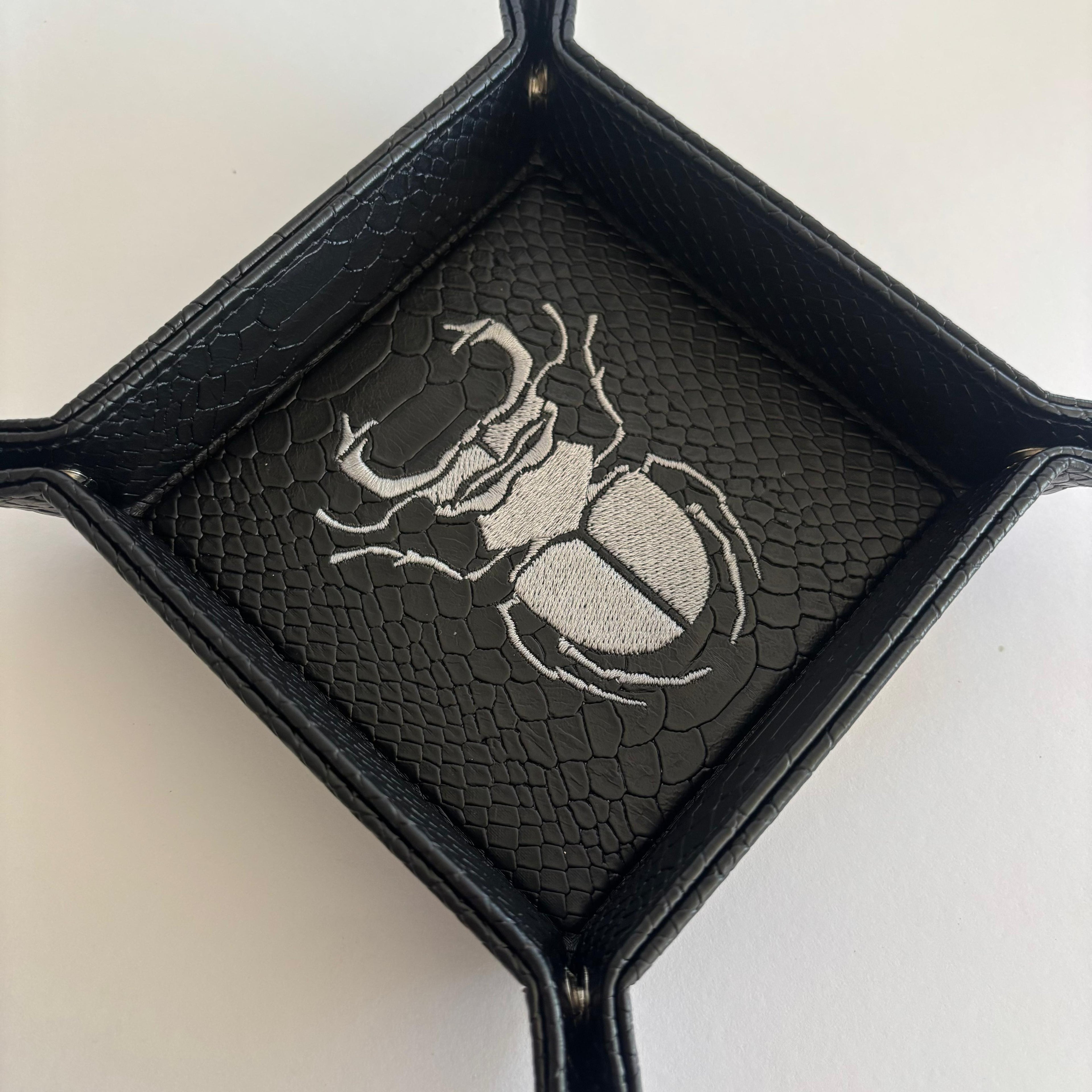 Vaciabolsillos - Escarabajo Negro