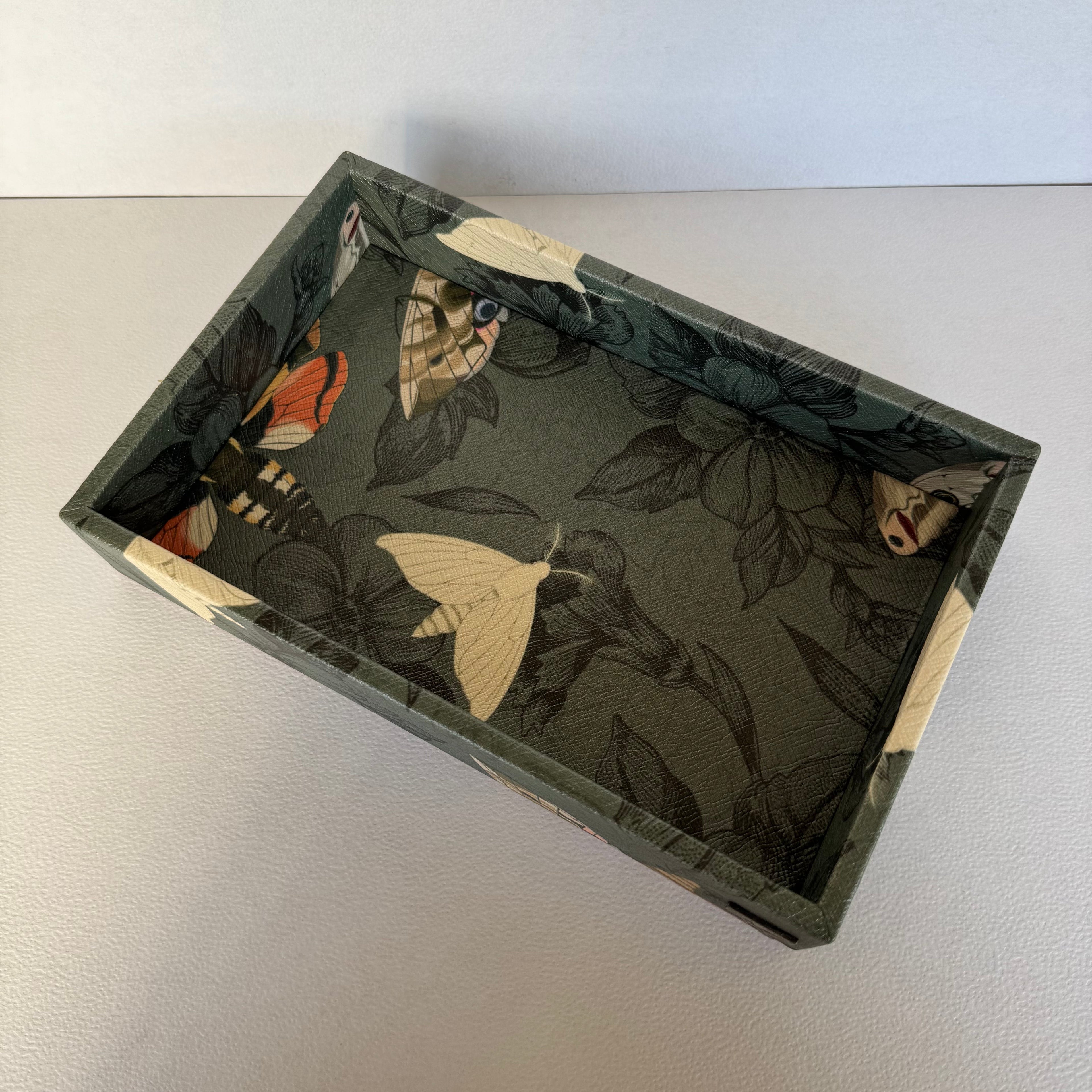 Charola Diseño Capullo