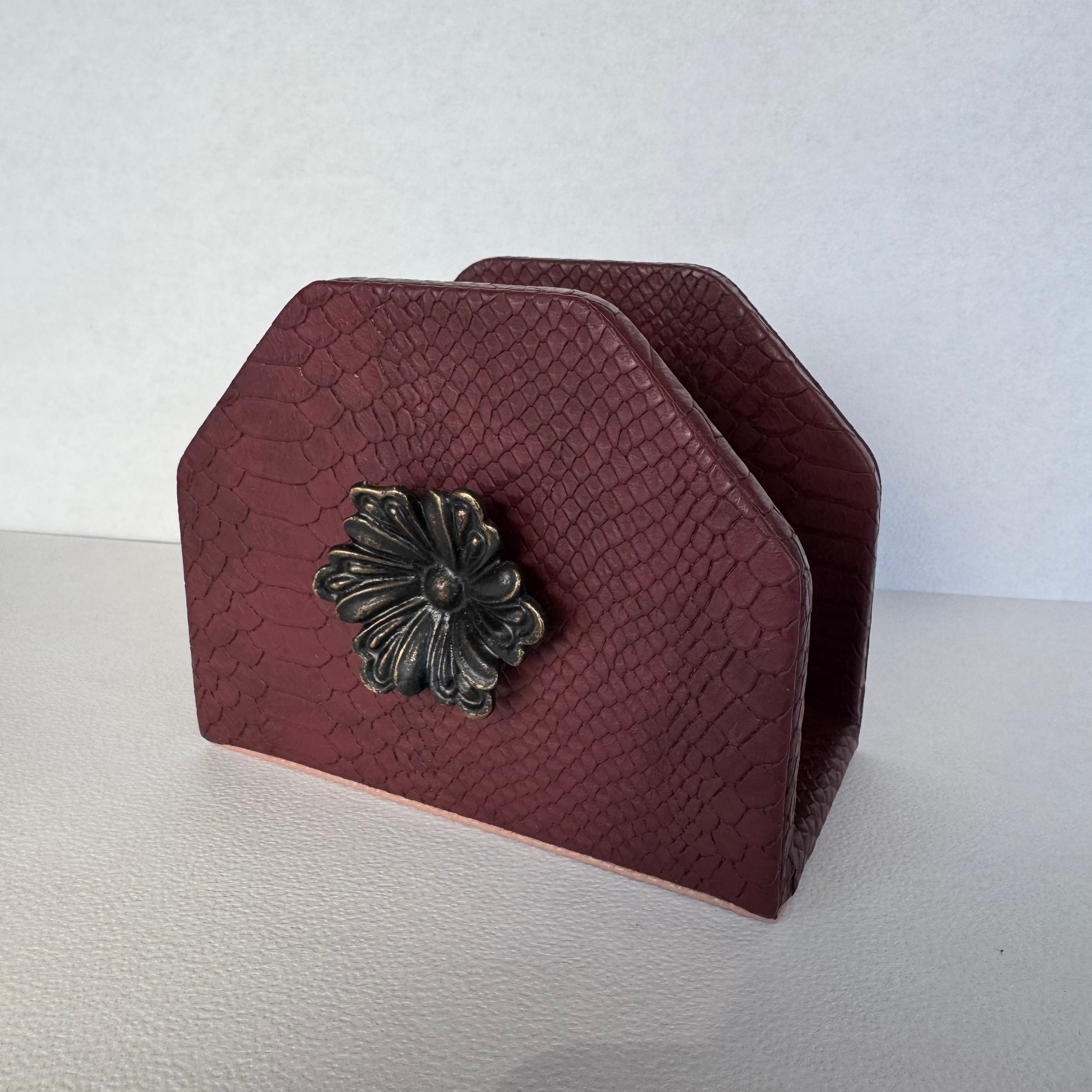 Servilletero Abanico Drilo Vino con herraje Flor