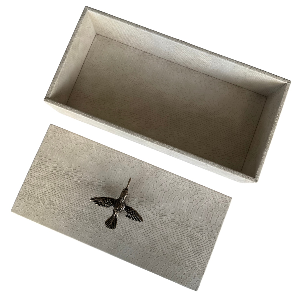 Caja Ortiga  Drilo Crema con Herraje de Colibrí