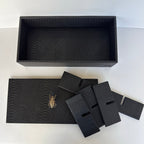 Caja Ortiga  Drilo negro con Herraje de Escarabajo