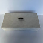 Caja Ortiga  Drilo crema con Herraje de Libélula