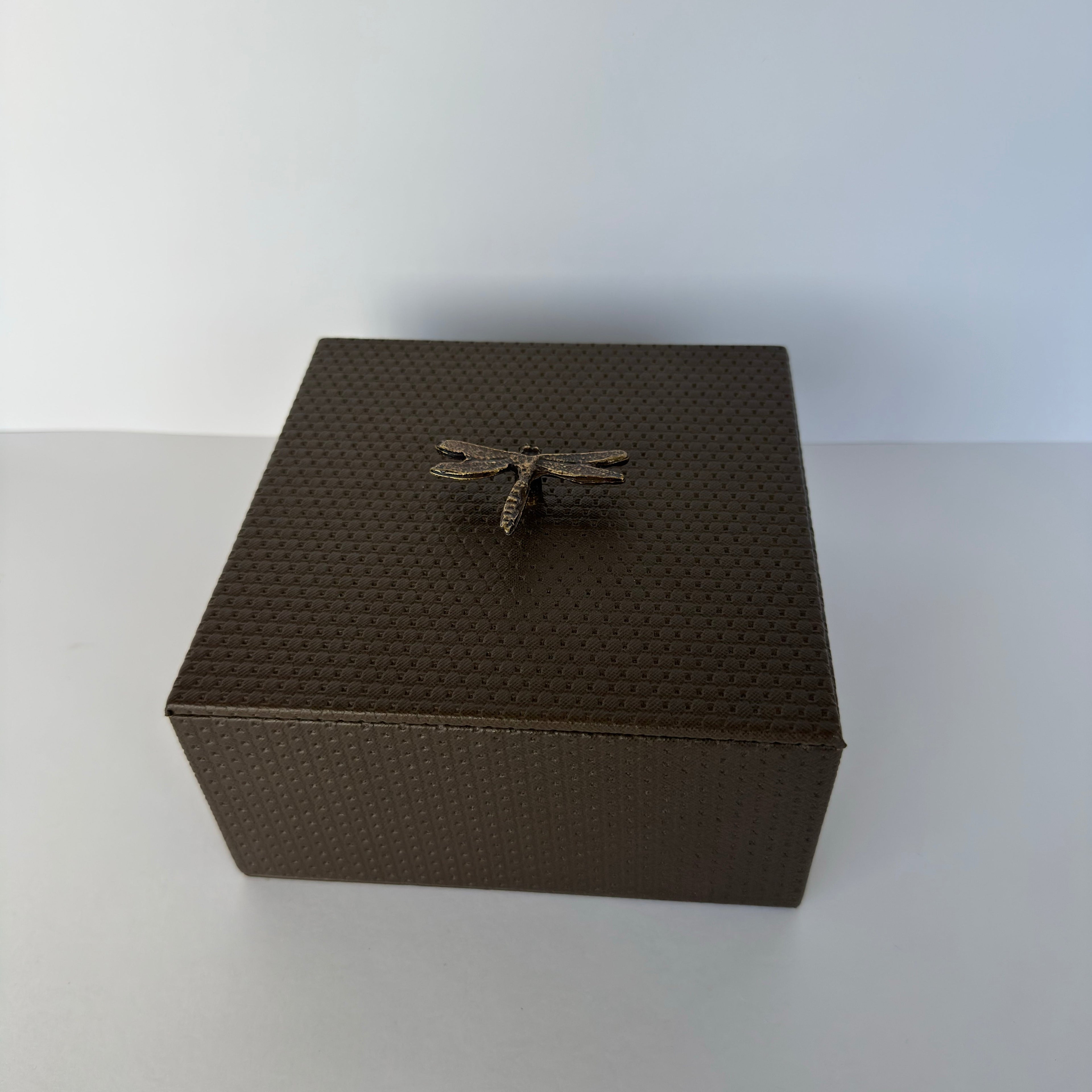 Caja Ortiga  Drilo Pantano con Herraje de Libélula