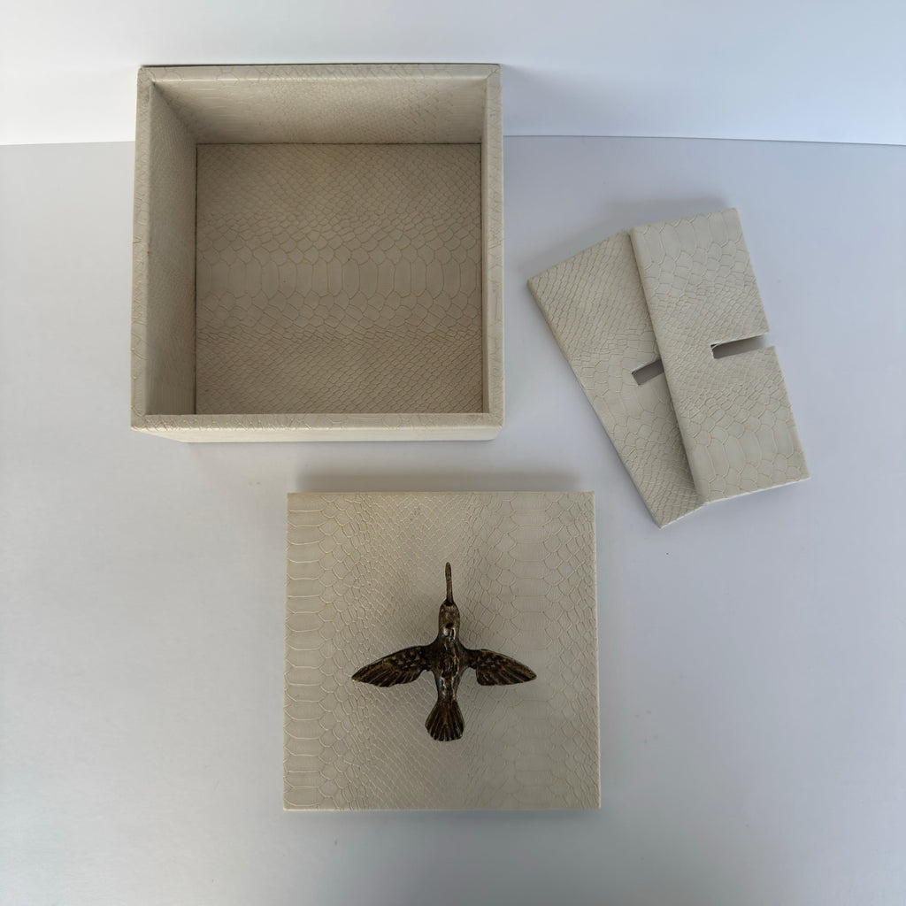 Caja Ortiga  Drilo Crema con Herraje de Colibrí