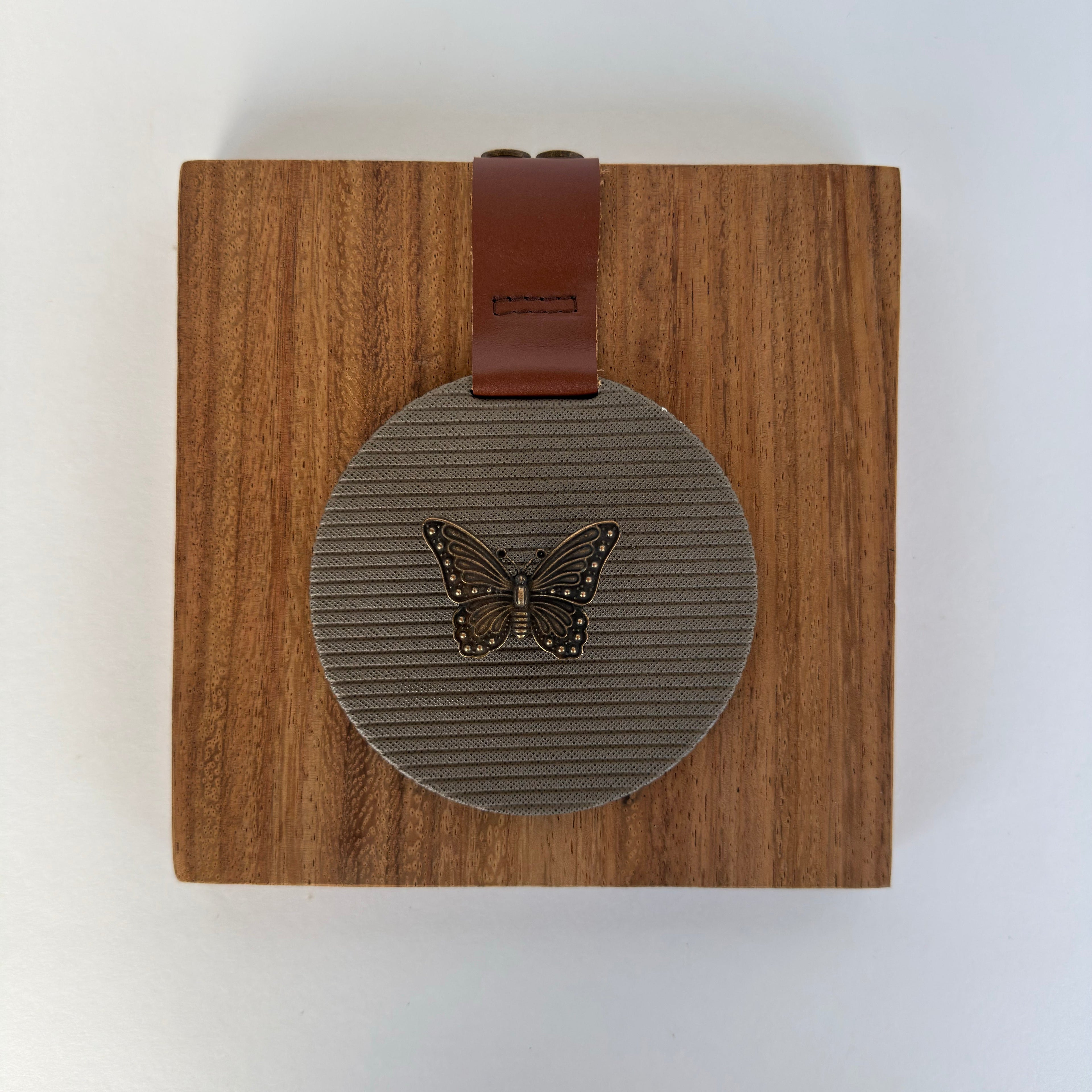 Servilletero Raccolto Drilo Arena con herraje Mariposa