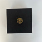 Caja Ortiga Drilo Azabache con Herraje de Nuez