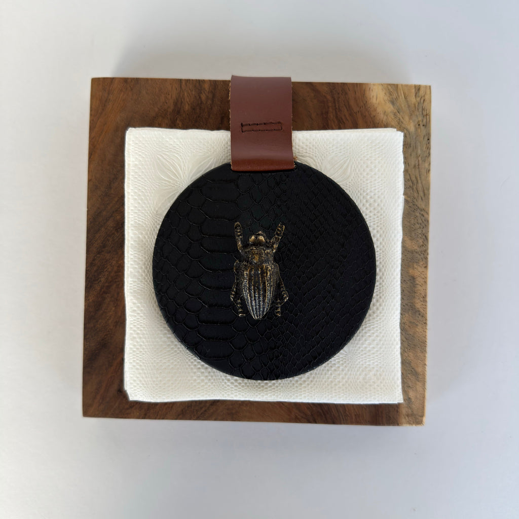 Servilletero Raccolto Drilo Negro con herraje Escarabajo