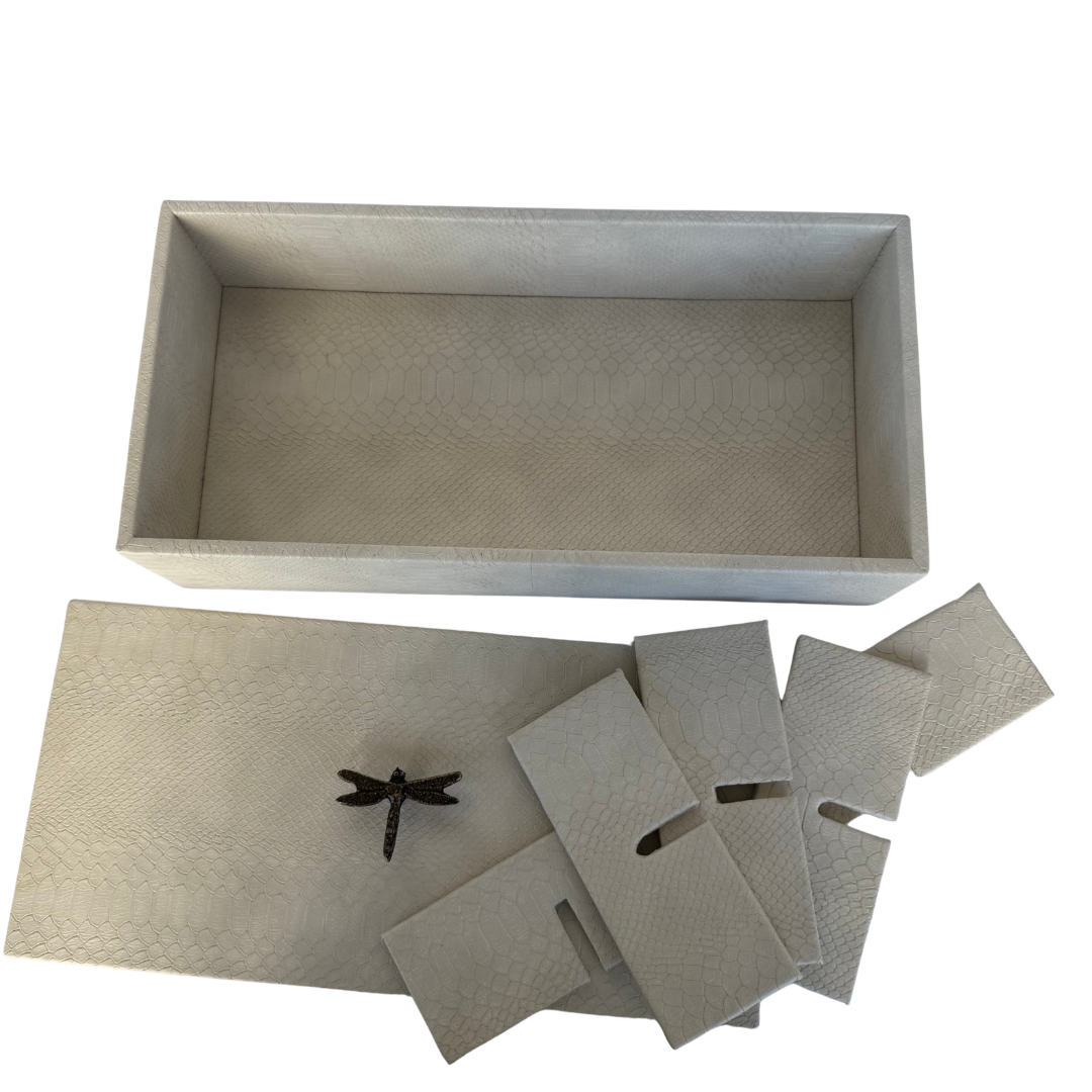 Caja Ortiga  Drilo crema con Herraje de Libélula