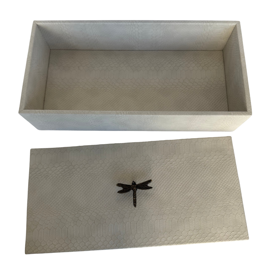 Caja Ortiga  Drilo crema con Herraje de Libélula