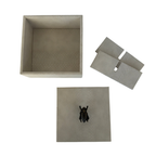 Caja Ortiga Drilo crema con Herraje de Escarabajo