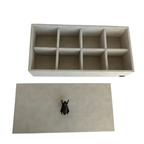 Caja Ortiga Drilo crema con Herraje de Escarabajo