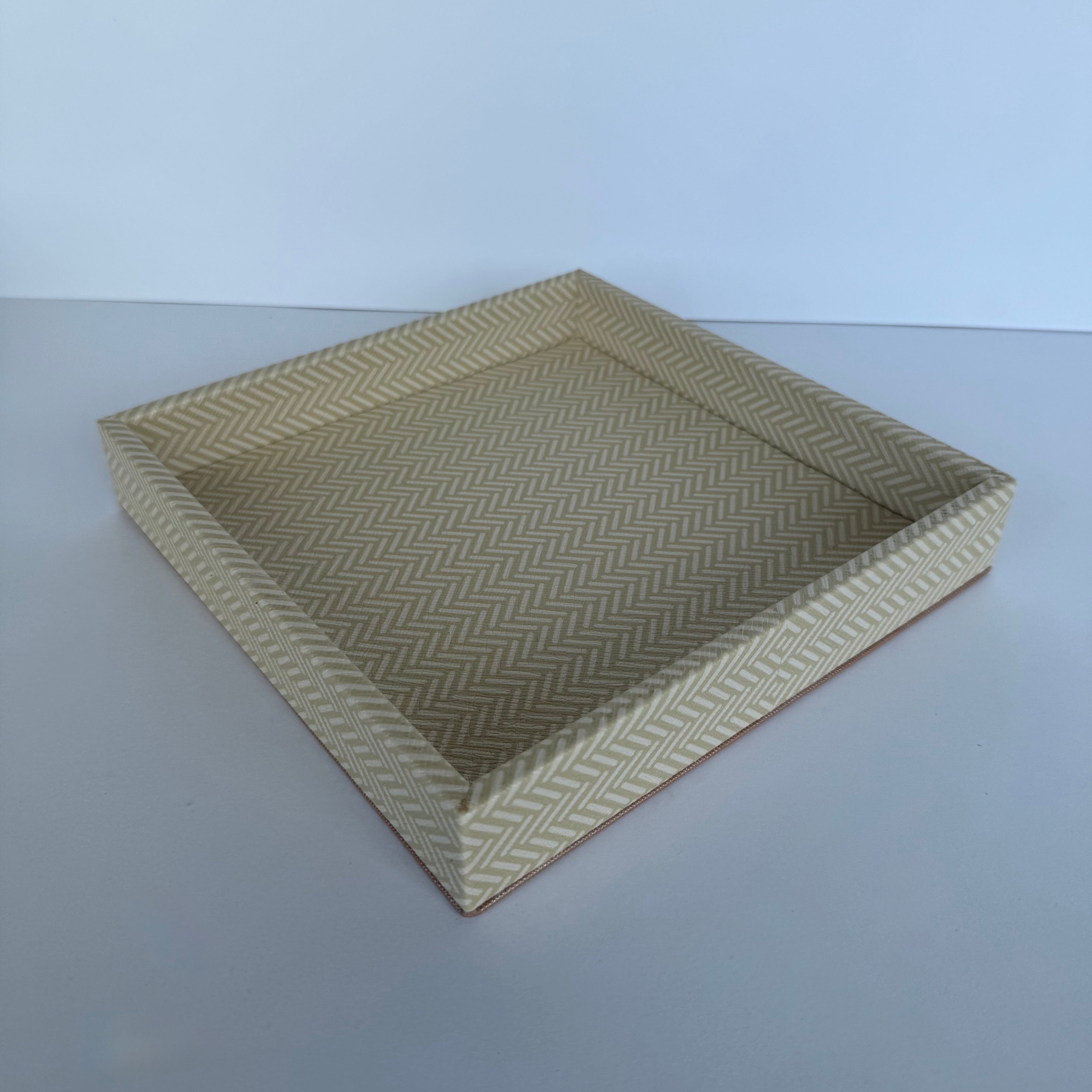 Charola Diseño Aire