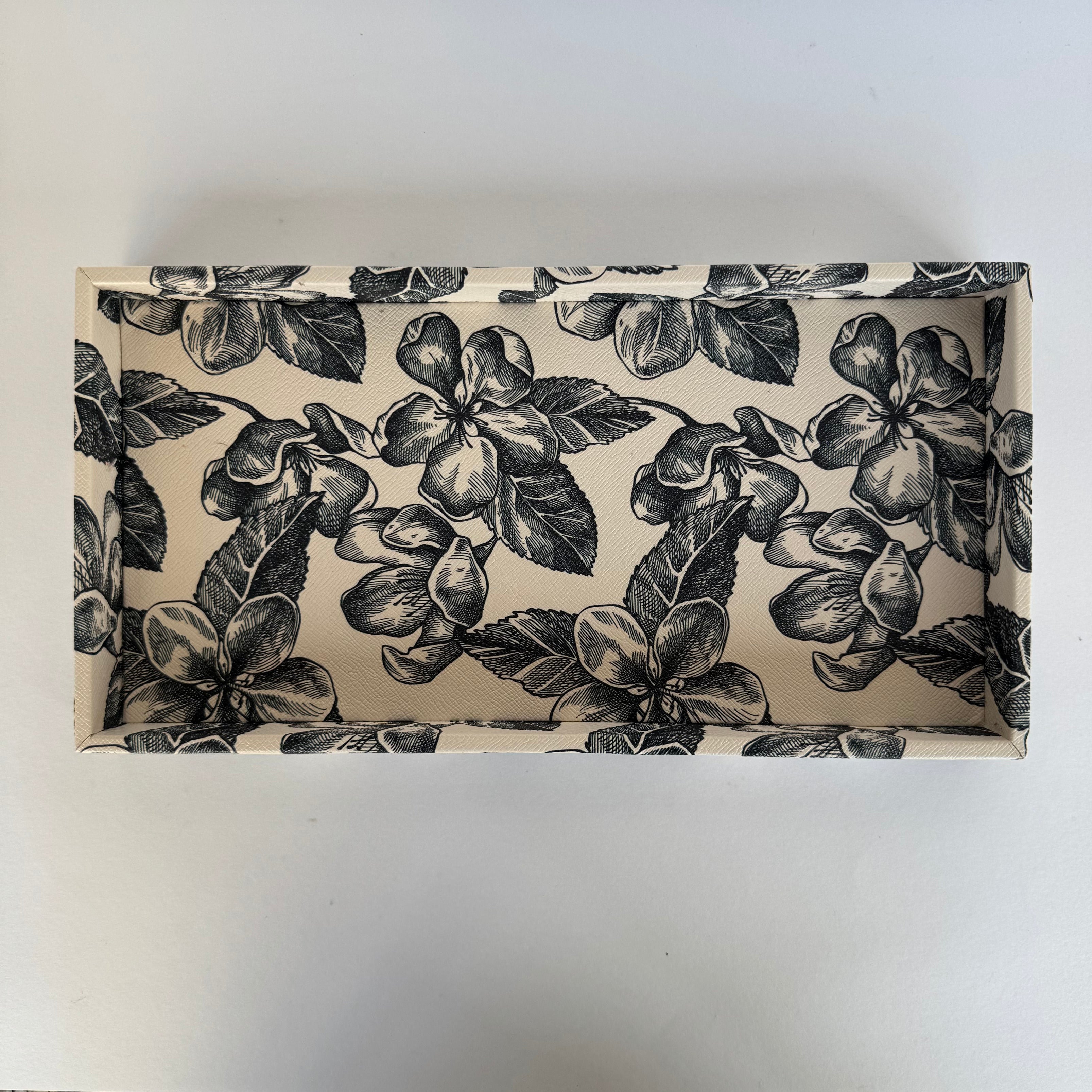 Charola Diseño Tari