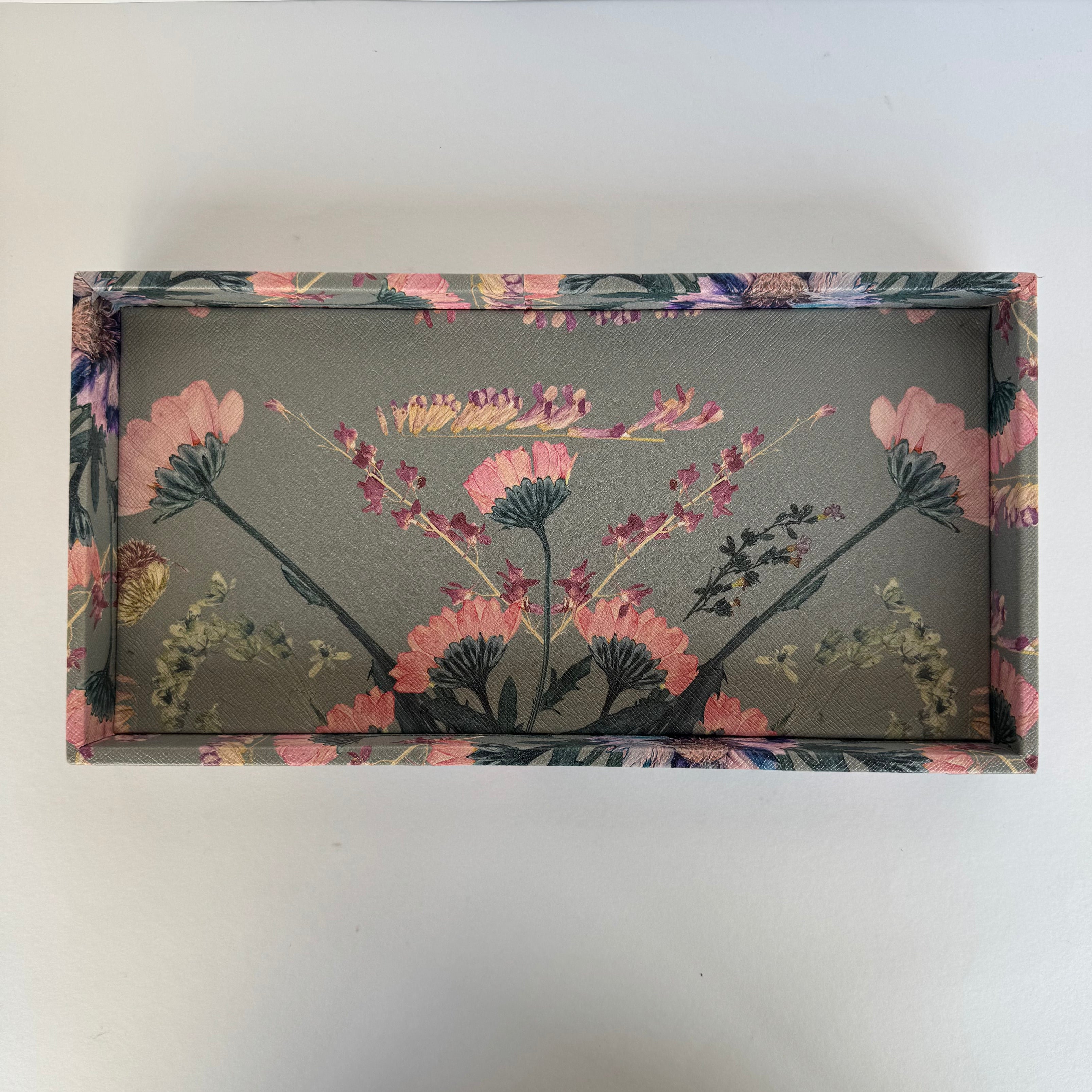 Charola Diseño Clavel