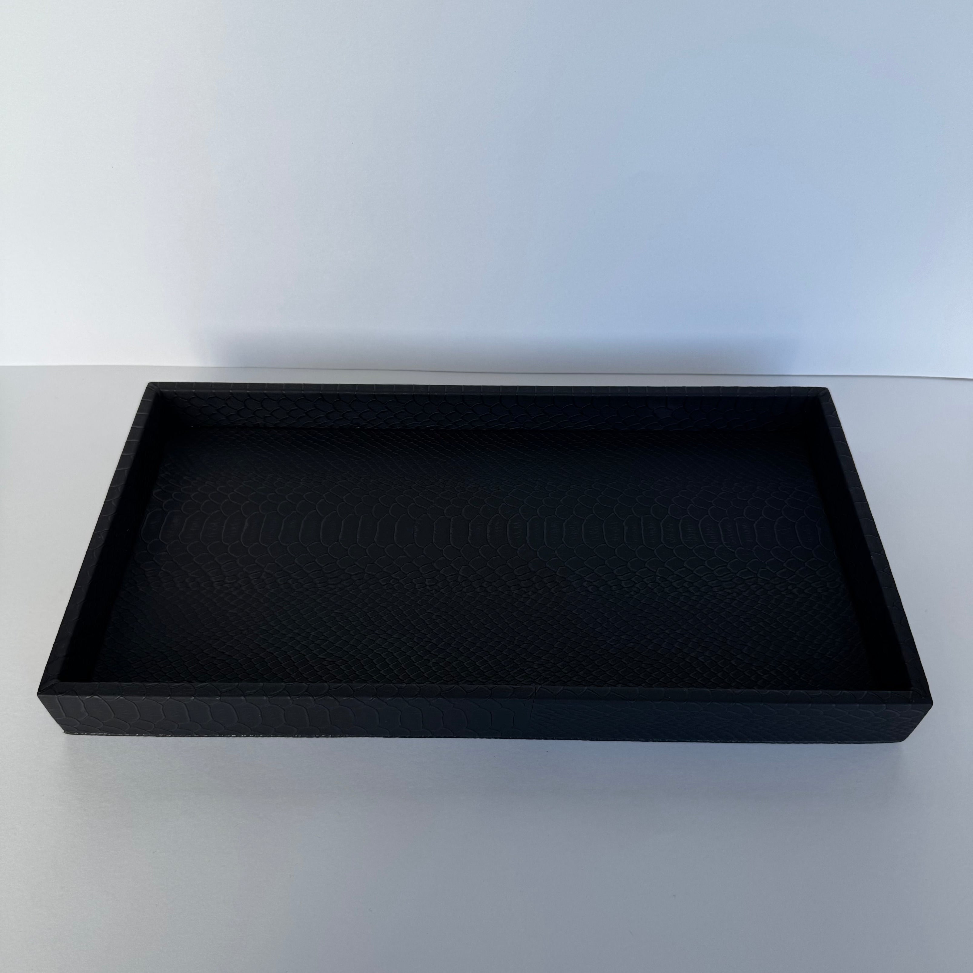 Charola Diseño Drilo Negro