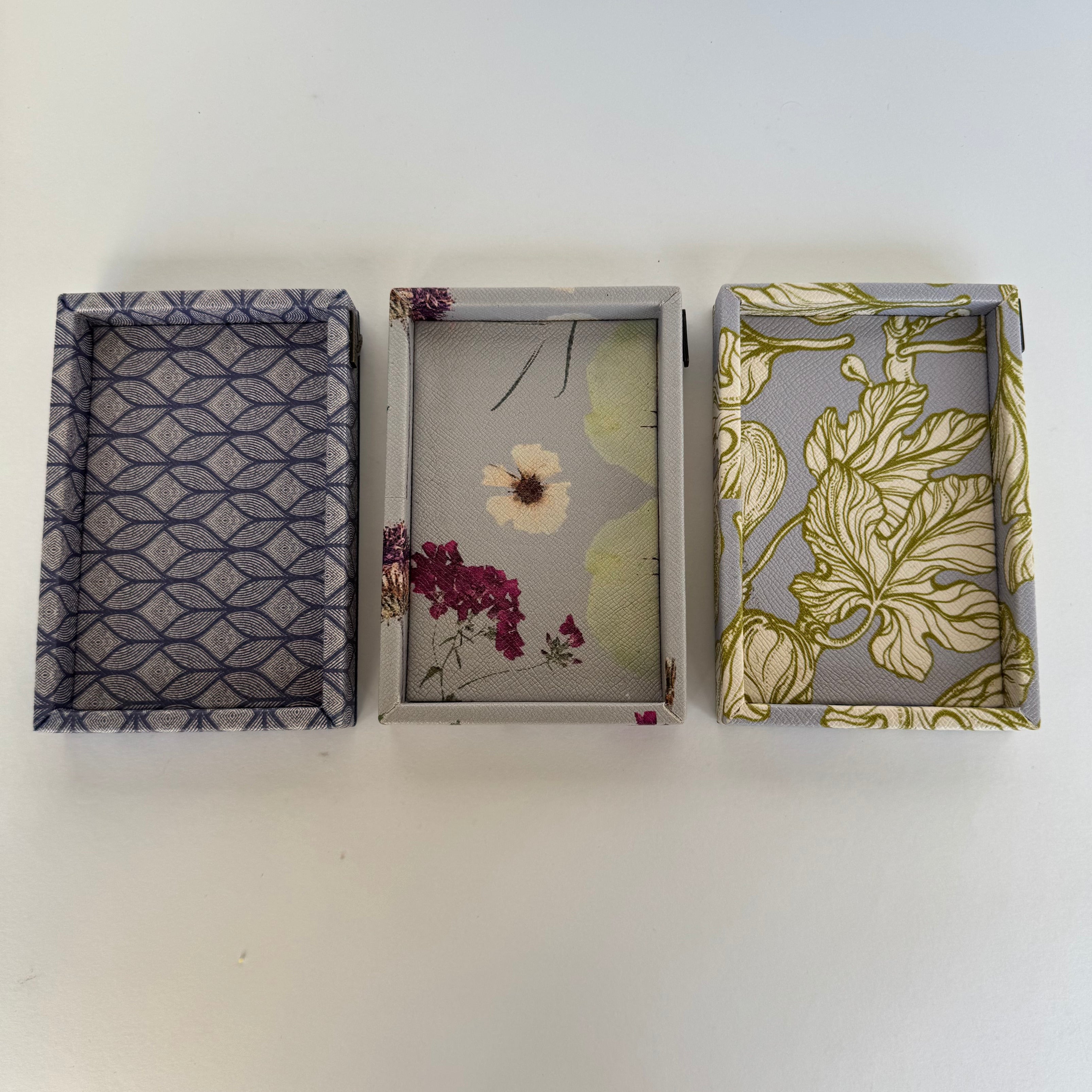 Charola Diseño Pensamiento